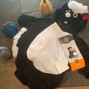 Baby skunk costume